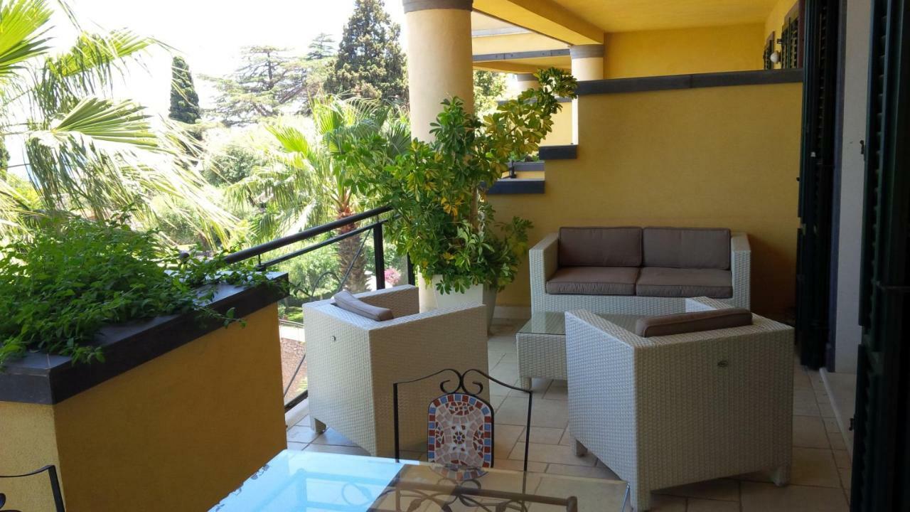 Taormina Seaview Apartment - Taormina Holidays Exteriör bild